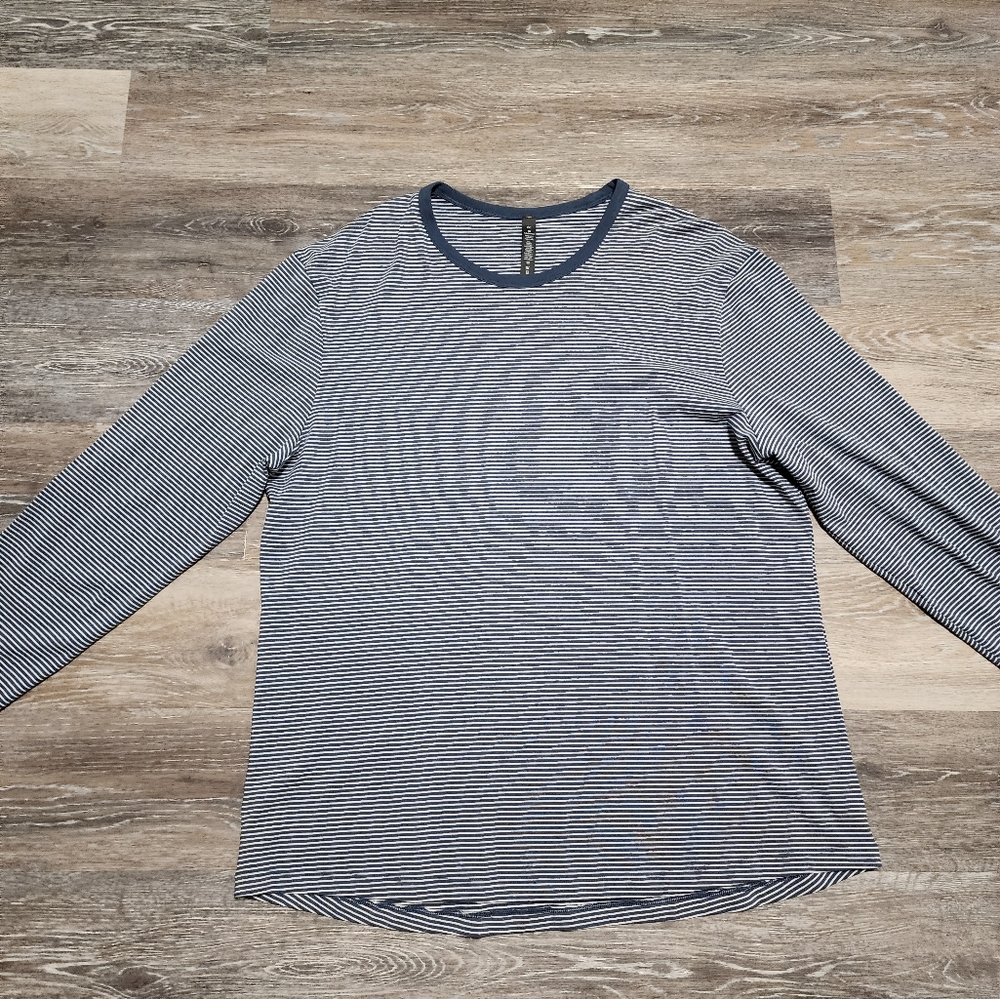 Lululemon - Long Sleeve